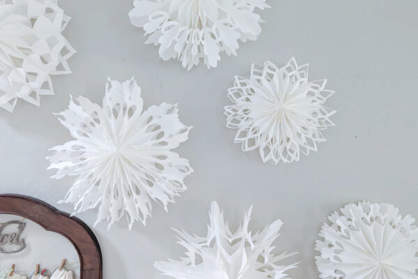 How to make gorgeous 3D paper bag snowflakes