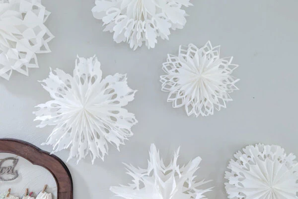 How to make gorgeous 3D paper bag snowflakes
