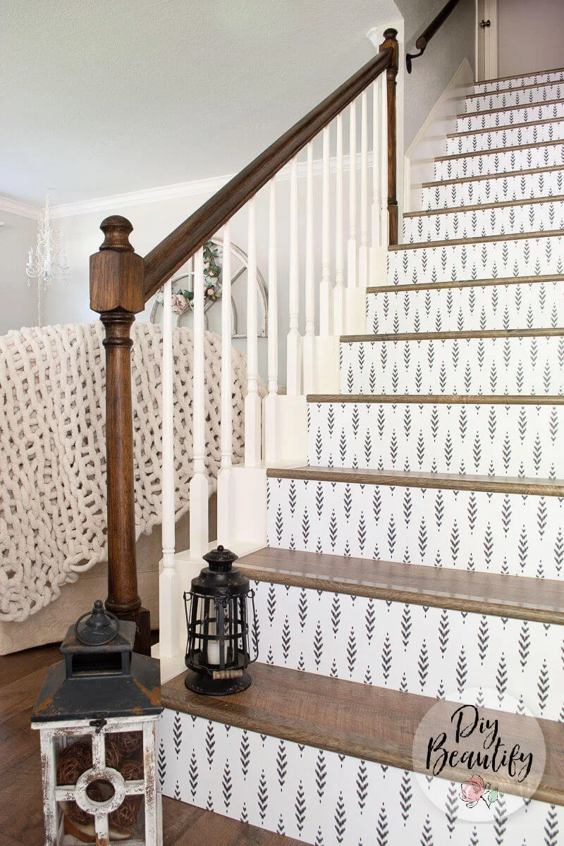 21+ DIY Staircase Makeovers Packed with Smart Ideas