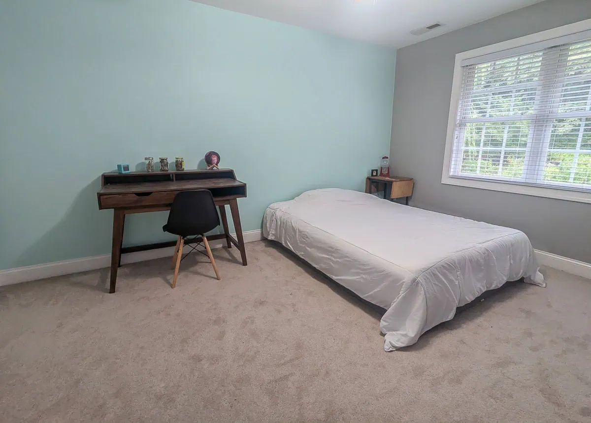 11 year old's room before.