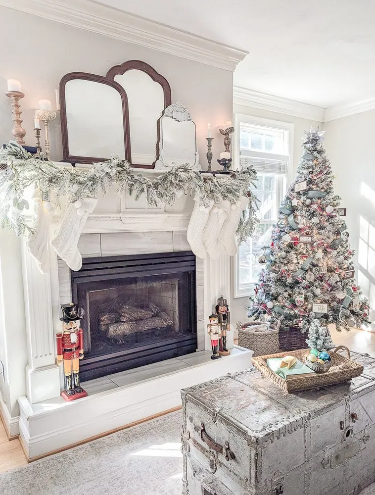 Cozy Christmas Home Tour full of Thrifted Vintage Finds and Beautiful DIYs