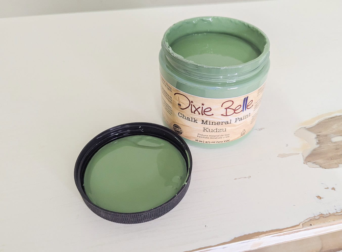 dixie belle chalk paint in kudzu