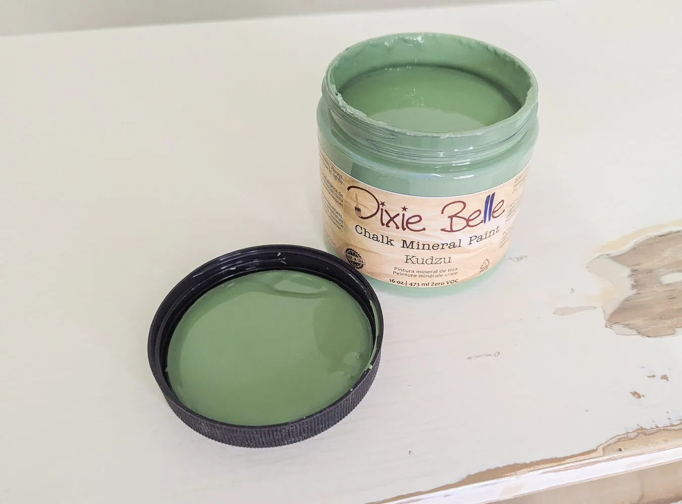 dixie belle chalk paint in kudzu