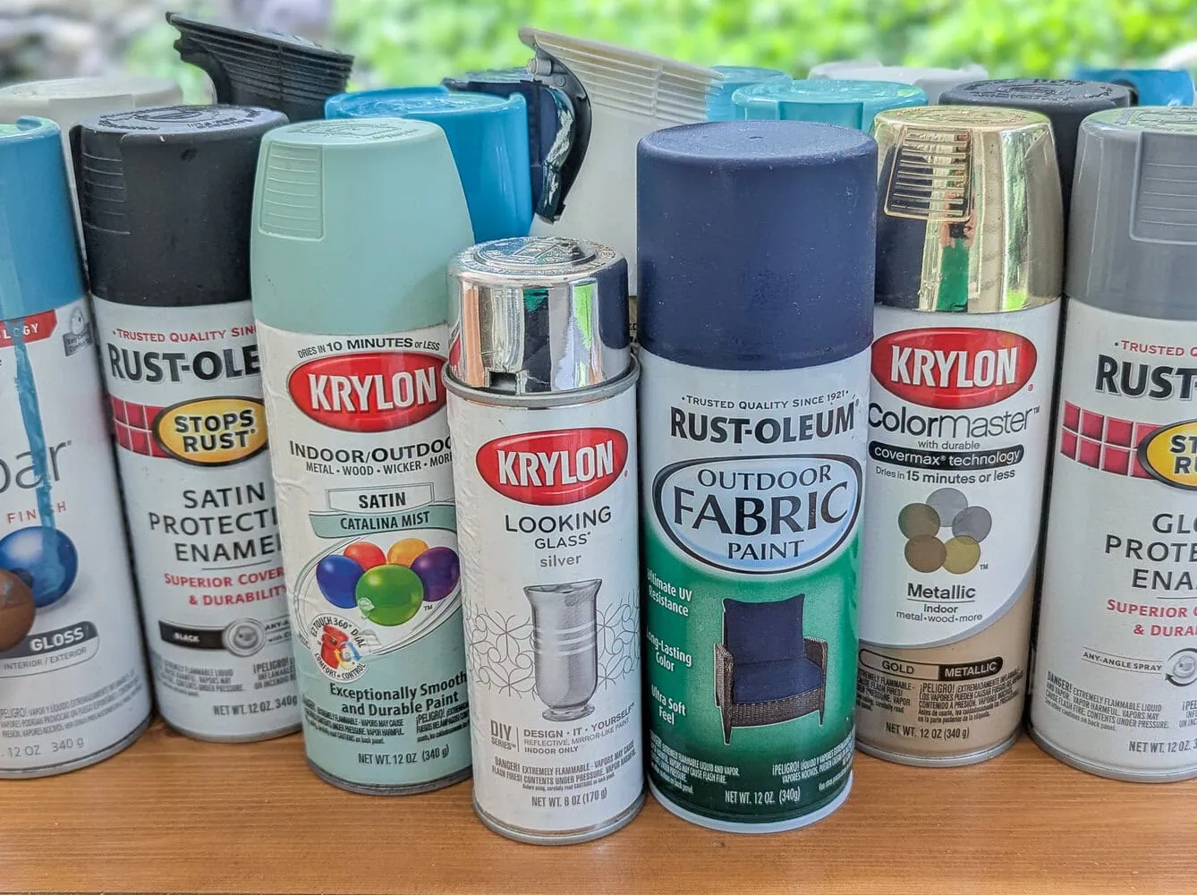 variety of spray paint brands.